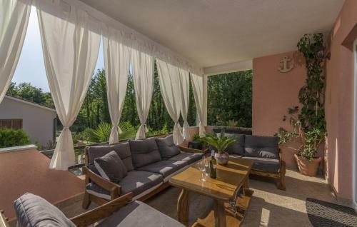 Villa Merjem With Sauna And Private Pool