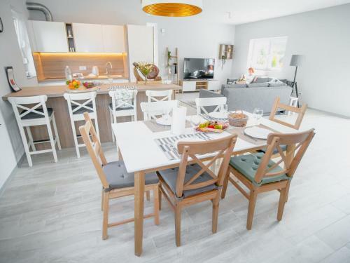 Quaint Holiday Home In Lovinac With Terrace