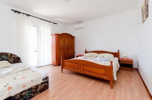 Apartments Danica