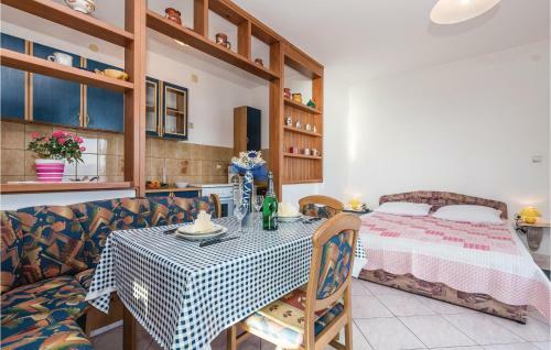 0-bedroom Apartment In Lovran