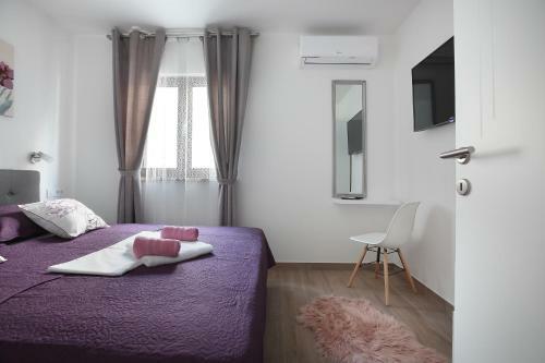 Apartments A&z