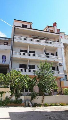 Apartments Prgo - View & Parking