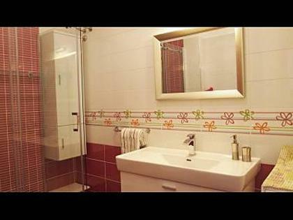 Apartments Ivica - 100m From Beach