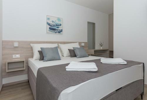 Beach Apartments Mara
