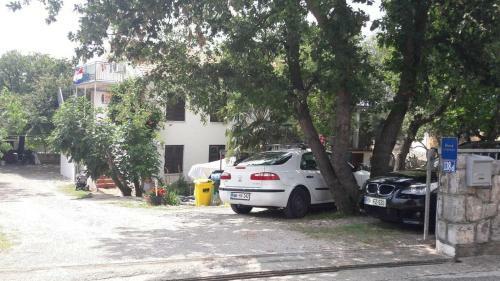 Apartment 4693-2 For Max. 4 Pers. In Malinska