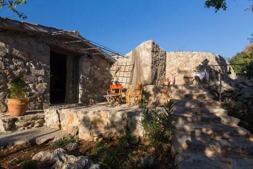 Luxury Traditional Villa With Pool