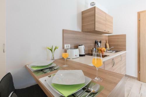 Hostal Apartments And Room Solis