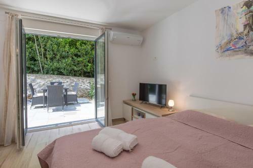 Hostal Apartments And Room Solis