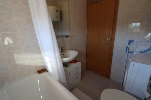 Hostal Apartments Valdina