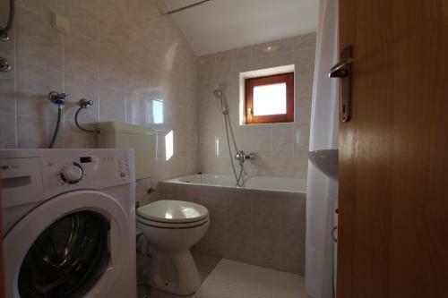 Hostal Apartments Valdina
