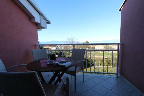 Hostal Apartments Valdina