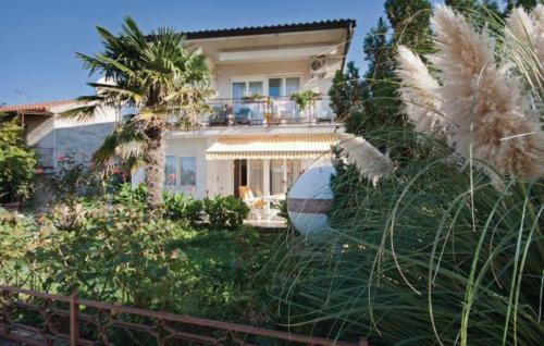 Apartment Vesna 812