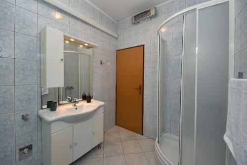 Apartamento Holiday Home 193586