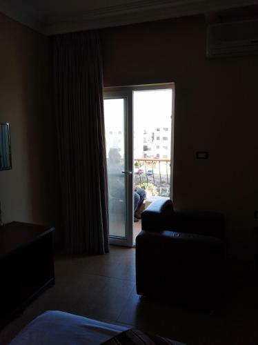 Delilah Hotel