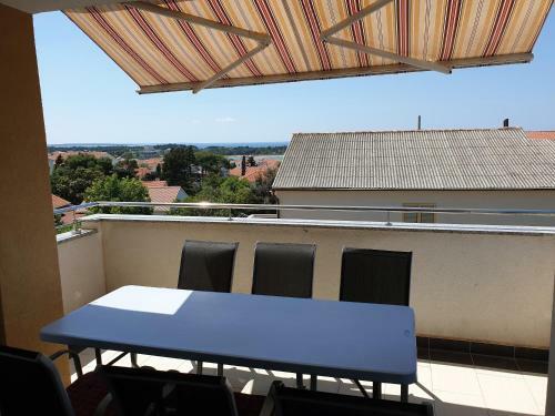 Apartment Maestral Novalja