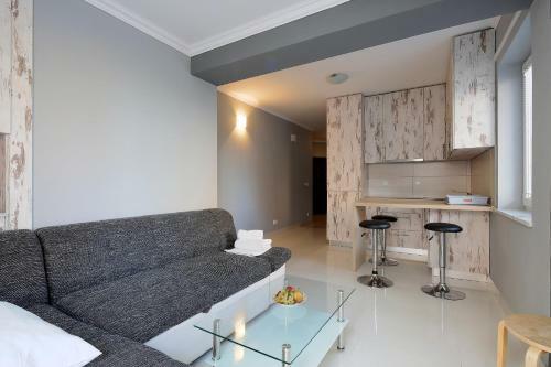 Apartment Dado
