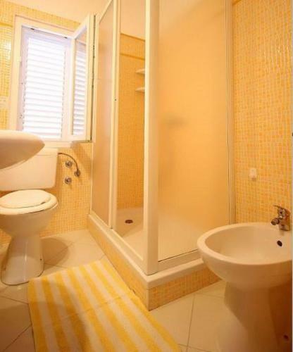 Apartment Ornelia - 70 M From Beach