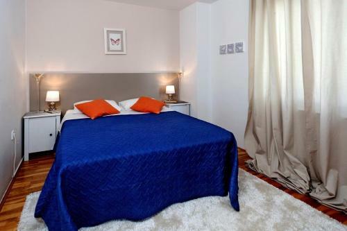 Apartment With Private Pool And Large Garden