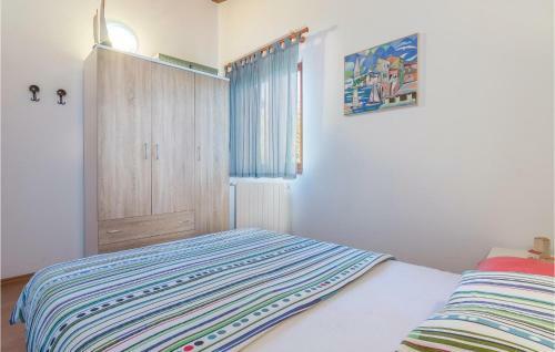 Two-bedroom Holiday Home In Novigrad