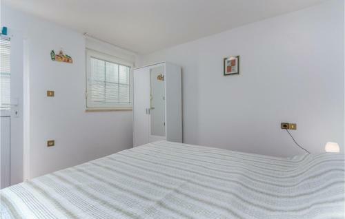 Three-bedroom Apartment In Novigrad