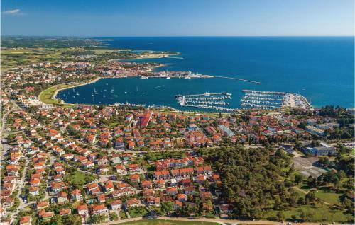 Three-bedroom Apartment In Novigrad