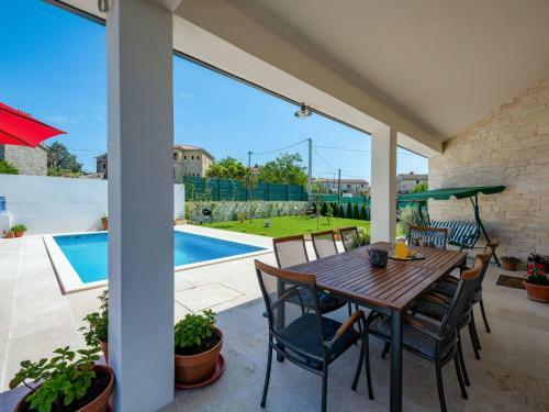Holiday Home Villa Sa-ra