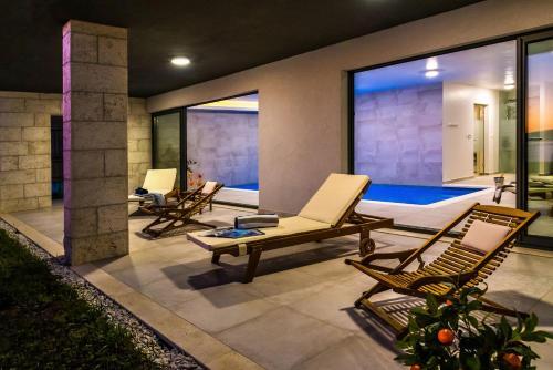 House Villa "the View"