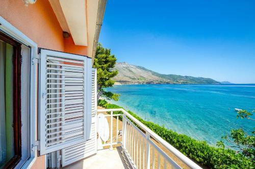 Beachfront Apartments Vuleti? - Orebi?