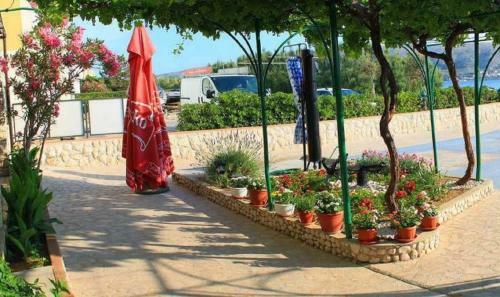 Apartments Stjepan - 10m From Beach