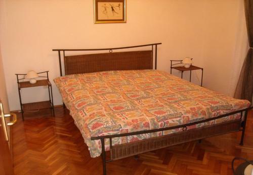 Holiday Home Jaroje- 80m From Beach