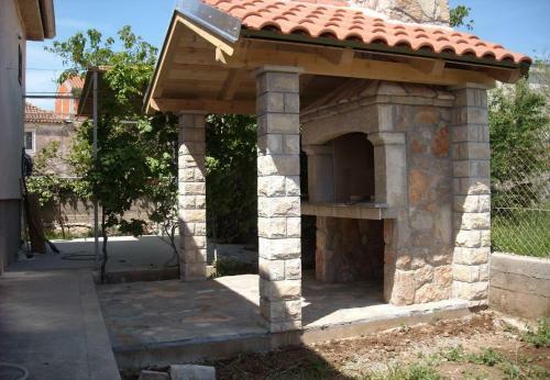 Holiday Home Jaroje- 80m From Beach