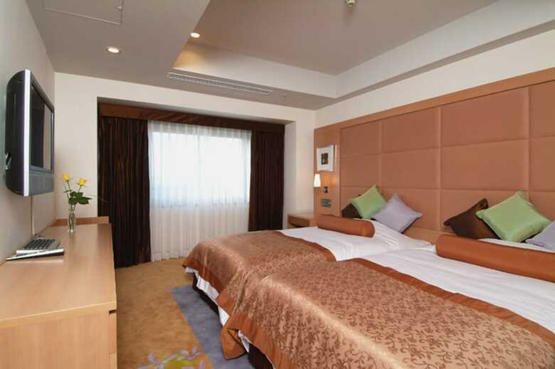 Fukuyama New Castle Hotel