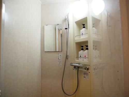 Shin-osaka Youth Hostel