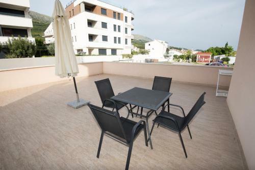 San Marian Apartments