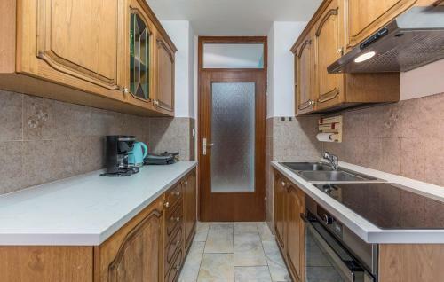 Apartment Sanja Near The Beach And Center
