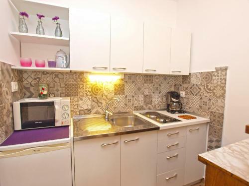 Apartments Veli Maj 1097