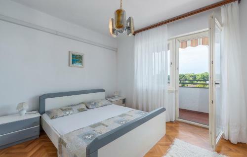 Apartment Ana Brulo Near The Beach