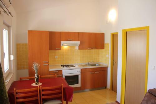Apartments Ante - 50m From The Sea