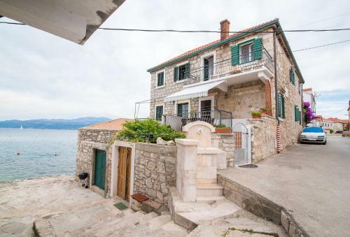 Apartment Sea Stone - By The Sea