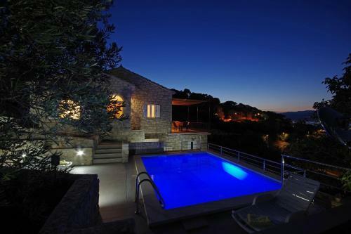Holiday Home Tonko - Open Pool
