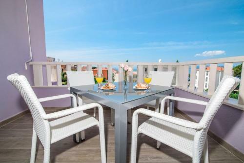 Apartamento Villa In Center, With Swimming Pool And Jacuzzi