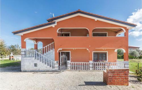 Amazing Apartment In Pula With 3 Bedrooms