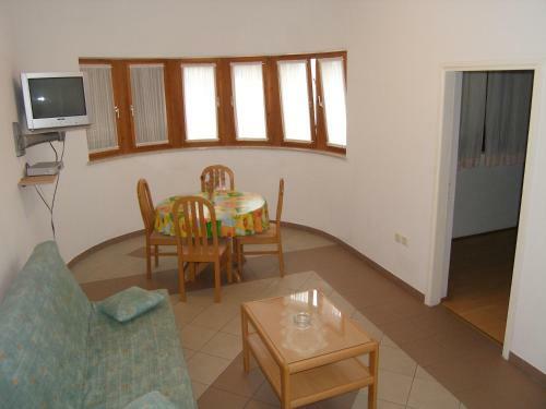 Lorena Apartments With Bbc Grill In Pula