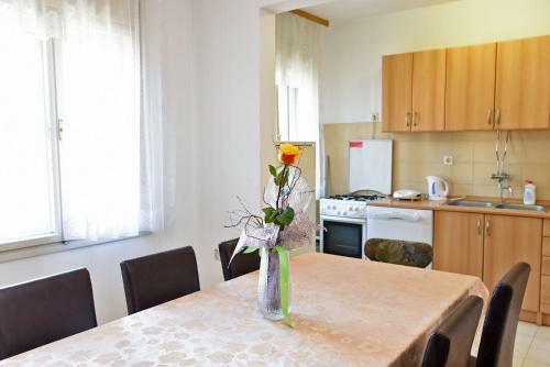 Apartments Josip 74