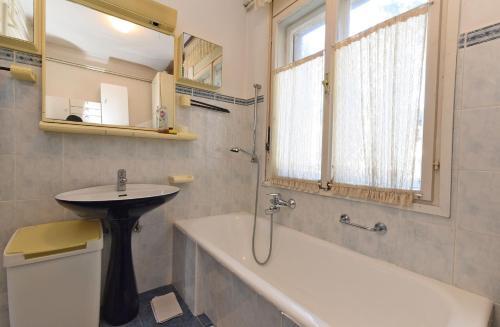 Apartments Josip 74