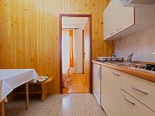 Apartments Irena 531