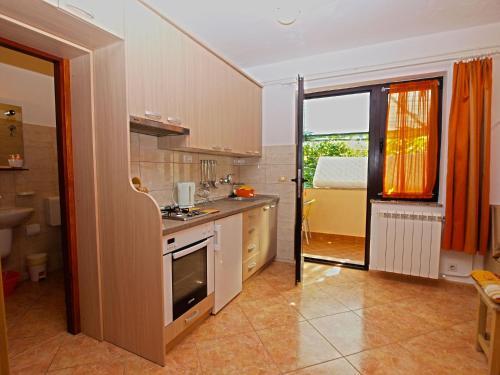 Apartments Irena 531