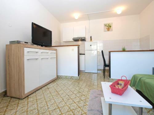 Apartment Riva Rabac 1825
