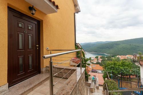 Apartments Loretta With Sea View