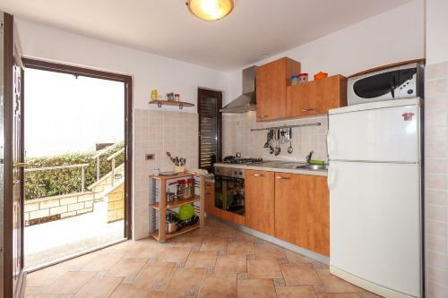 Apartments Loretta With Sea View